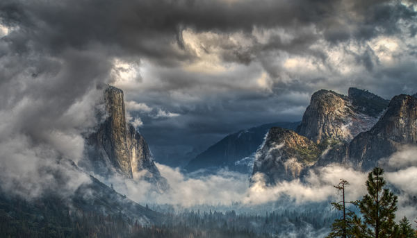 Yosemite Valley from Tunnel View...