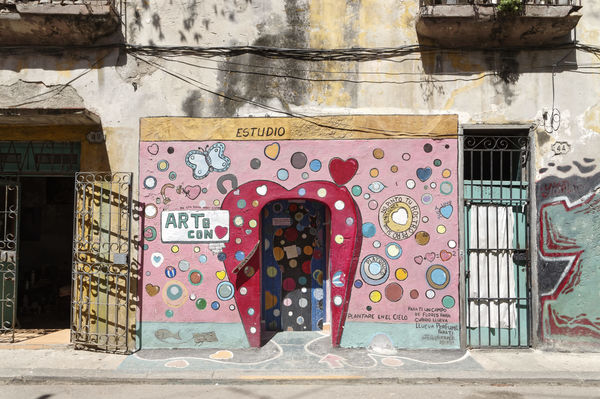 Havana, artist shop...