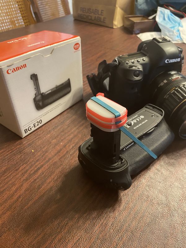 Canon 5D Mark IV with detached battery grip...