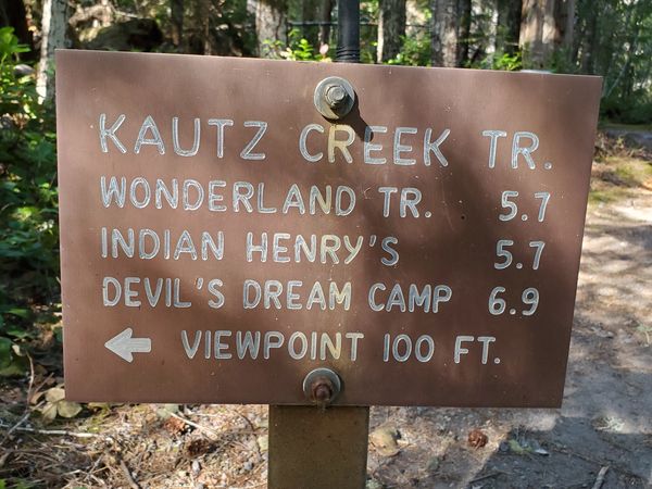 Stopped at Kautz Creek viewpoint....