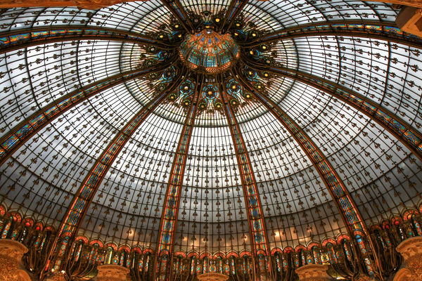 Domed ceiling in Galleries Lafayette (a mall in Pa...