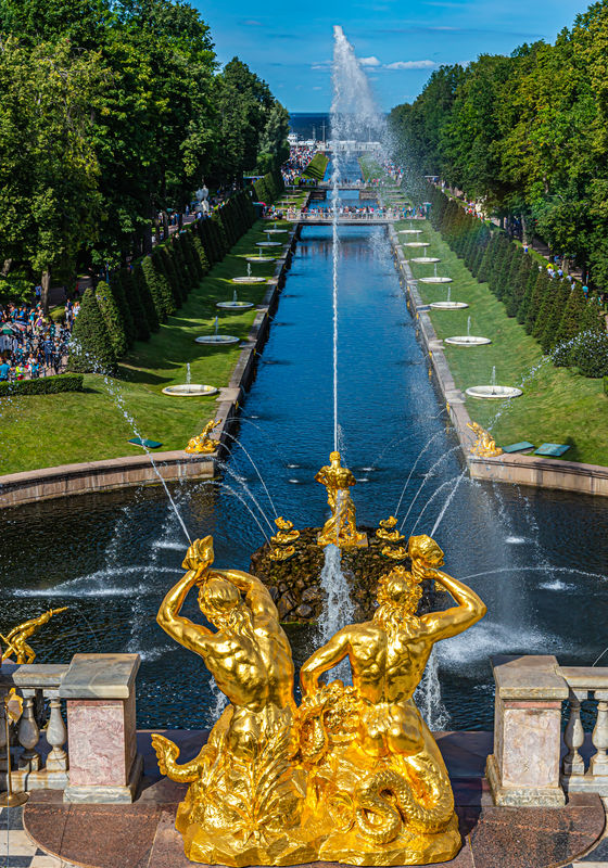 4 - Russia/Saint Petersburg - Peterhof Palace Gard...