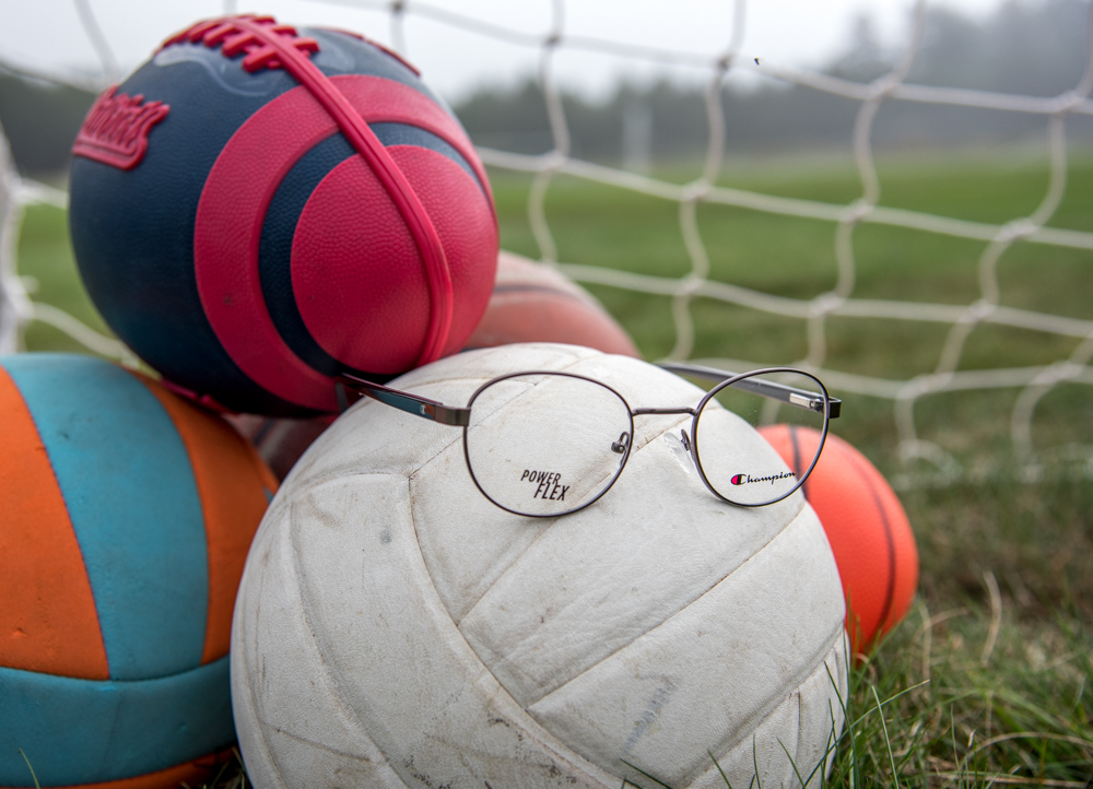 Sports and Sports balls (the eyeglasses are there ...