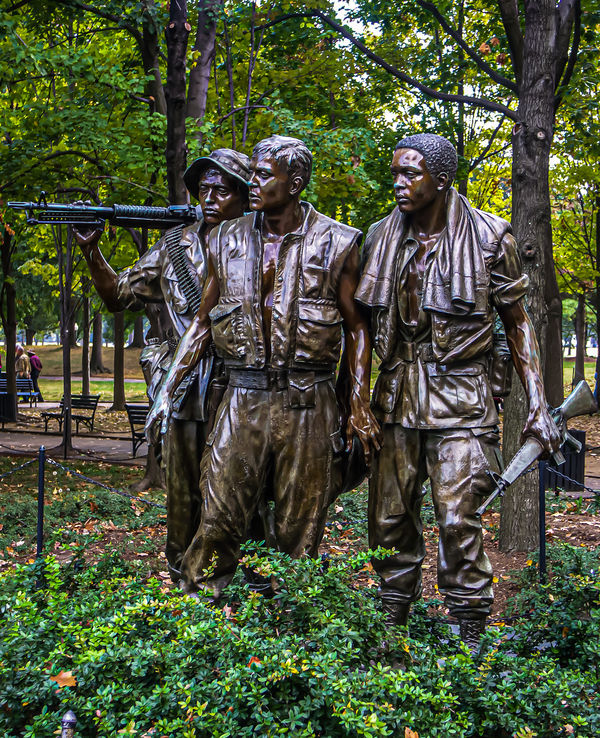 7 - USA/DC/Washington - Three Soldiers monument, b...