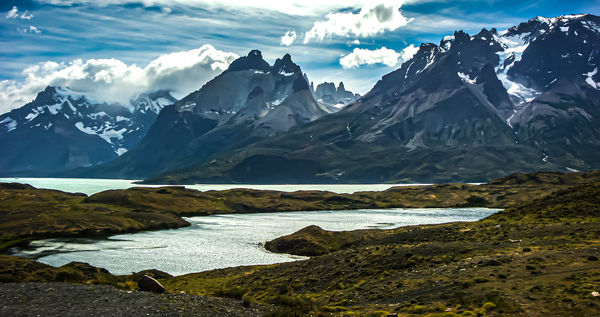 7 - Chile/Torres del Paine NP - Very windy and glo...