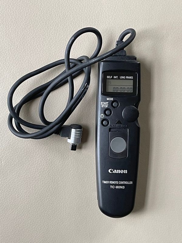 Remote control & timer: Canon TC-80N3...
