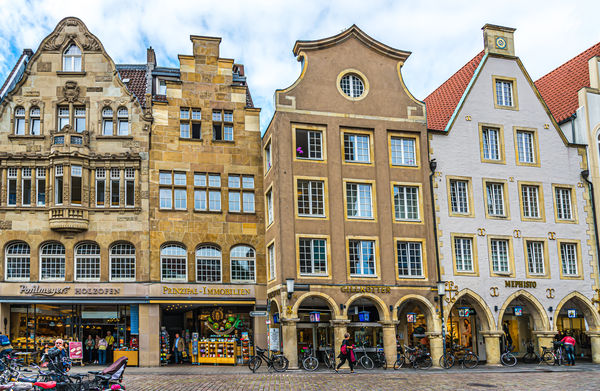 6 - Gabled houses on Prinzipalmarkt square...
