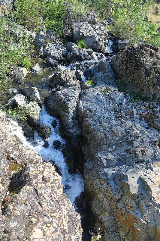 Smaller falls down stream from Fairy Falls....