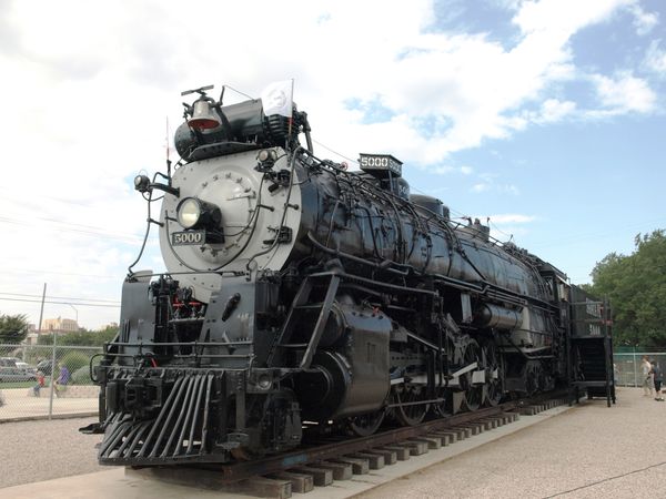 The Madame Queen: Santa Fe 5000 — The Madame Queen, a huge 2-10-4 steam ...