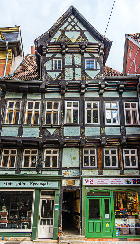 9 - Shoe makers guild house (Schuhmachergildehaus)...