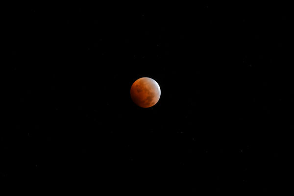 Just before the end of totality 4:24AM. ISO 800, 4...
