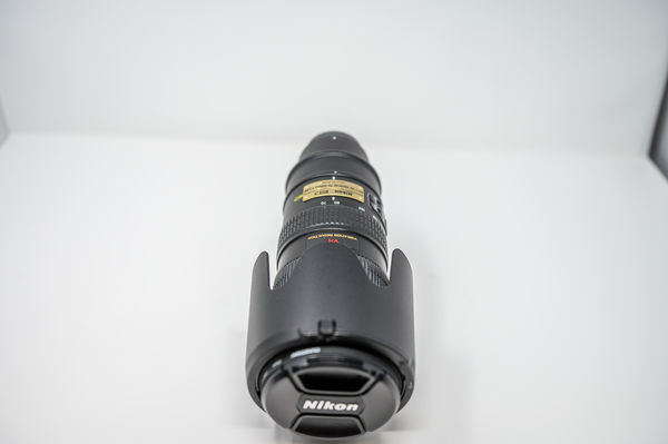Nikon 70-200mm F2.8 VR LENS - NO BOX...