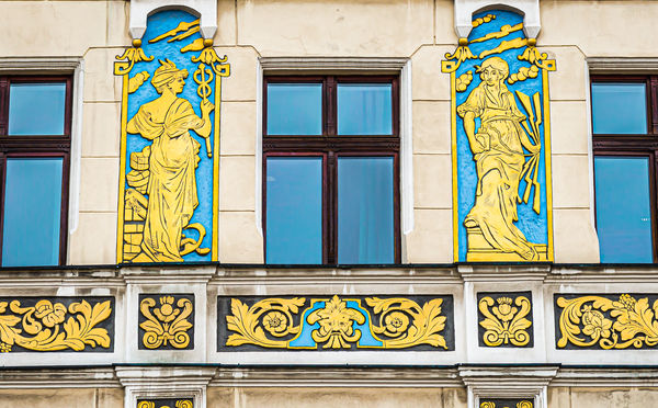 3 - Facade details of the "House under the Blue Su...