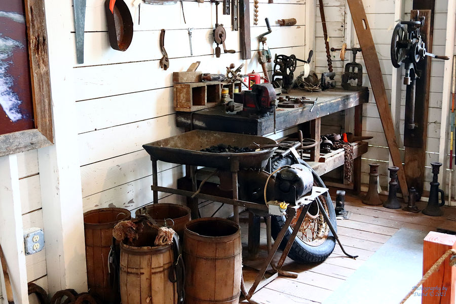A VIsit to Thompson's Flour Mill A water powered Grist Mill Shedd