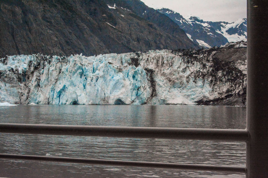 Meares Glacier, near Valdez...