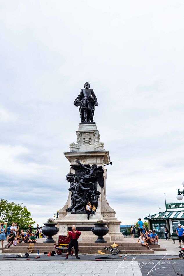 Monument Samual De Champlain...