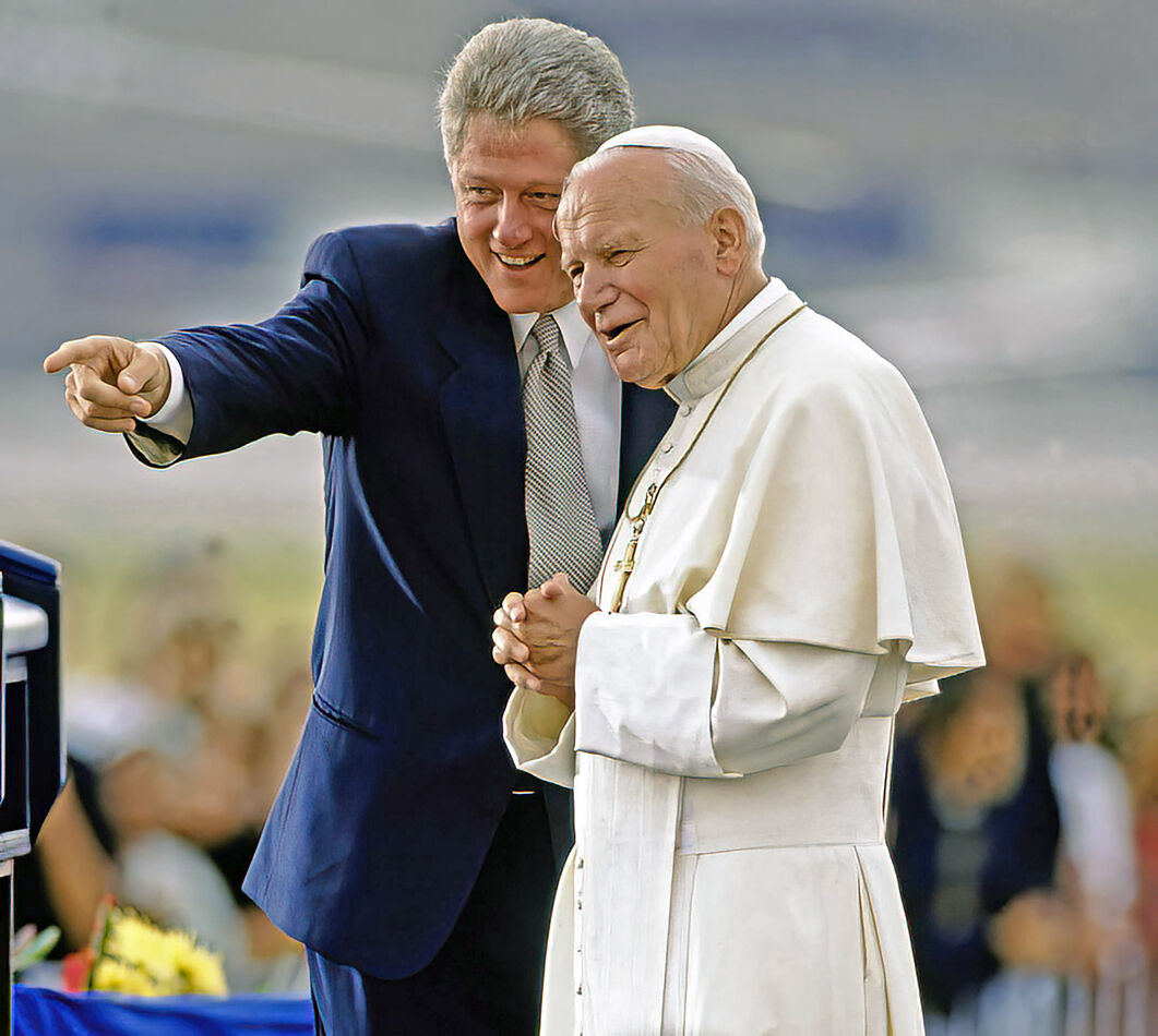 pope visits denver