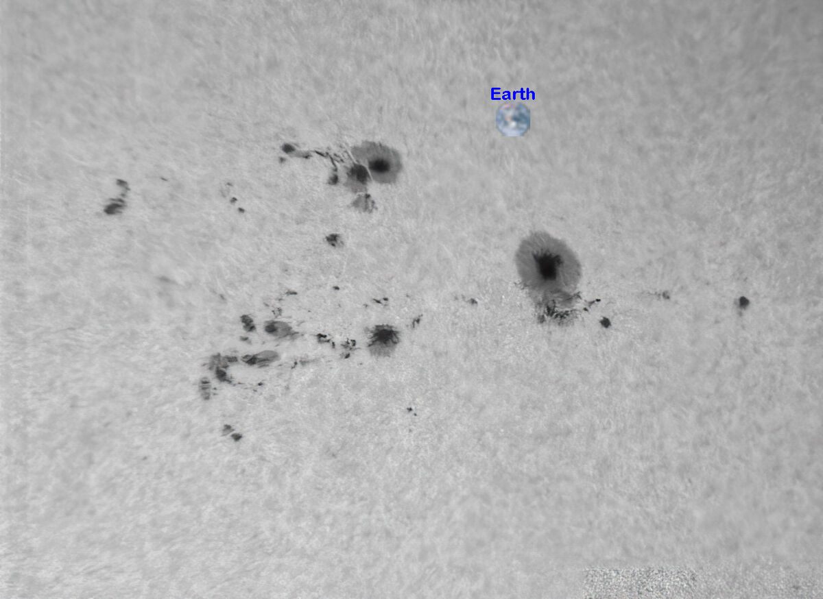 White Light Solar - AR 3116 & 3112 (5x Barlow)...