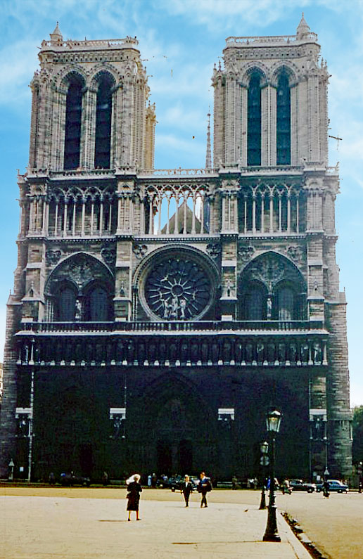 1954  Notre Dame Cathedral - pre-cleaning and pre-...