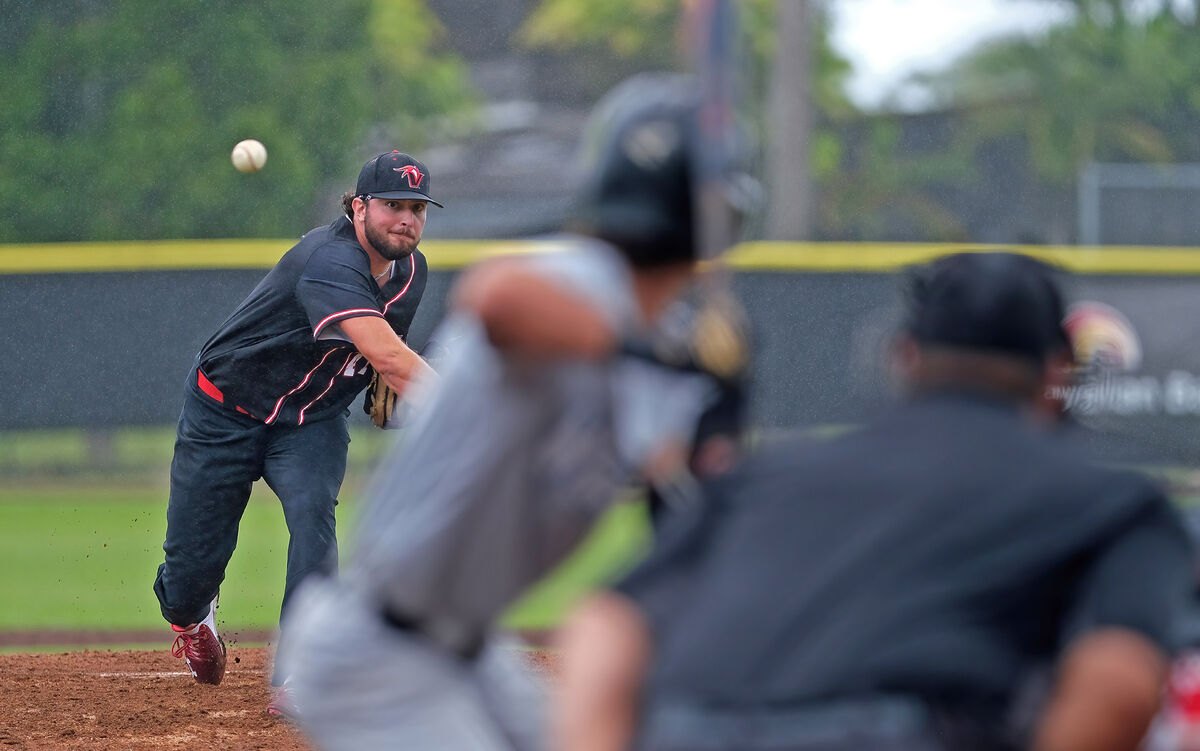 College Baseball Pitching Photos I do some of the sports photography