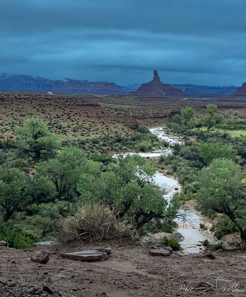 Lime Creek in Valley of the Gods (iPhone 13Pro)...