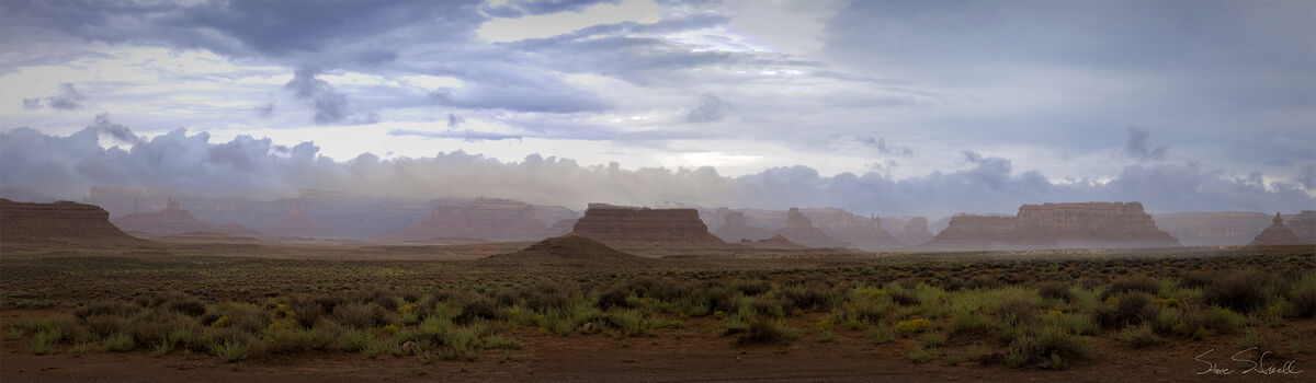 Valley of the Gods (3 shot pano)...