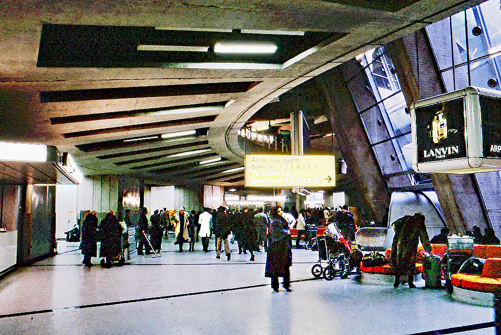 1984:  Paris:  DeGaul Airport....