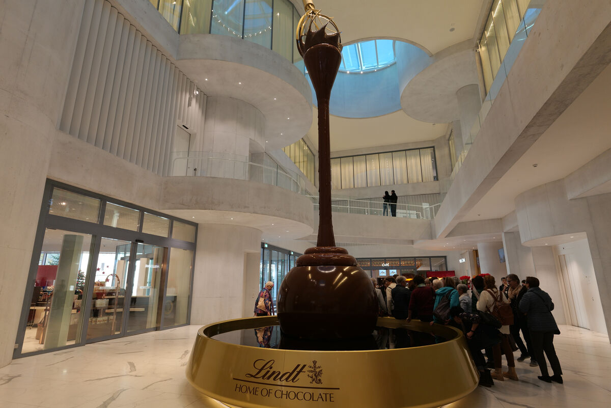 Lindt chocolate factory 20 mins away by train from...