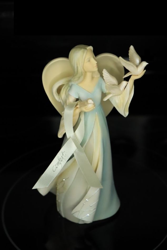 Figurine with regular white light....