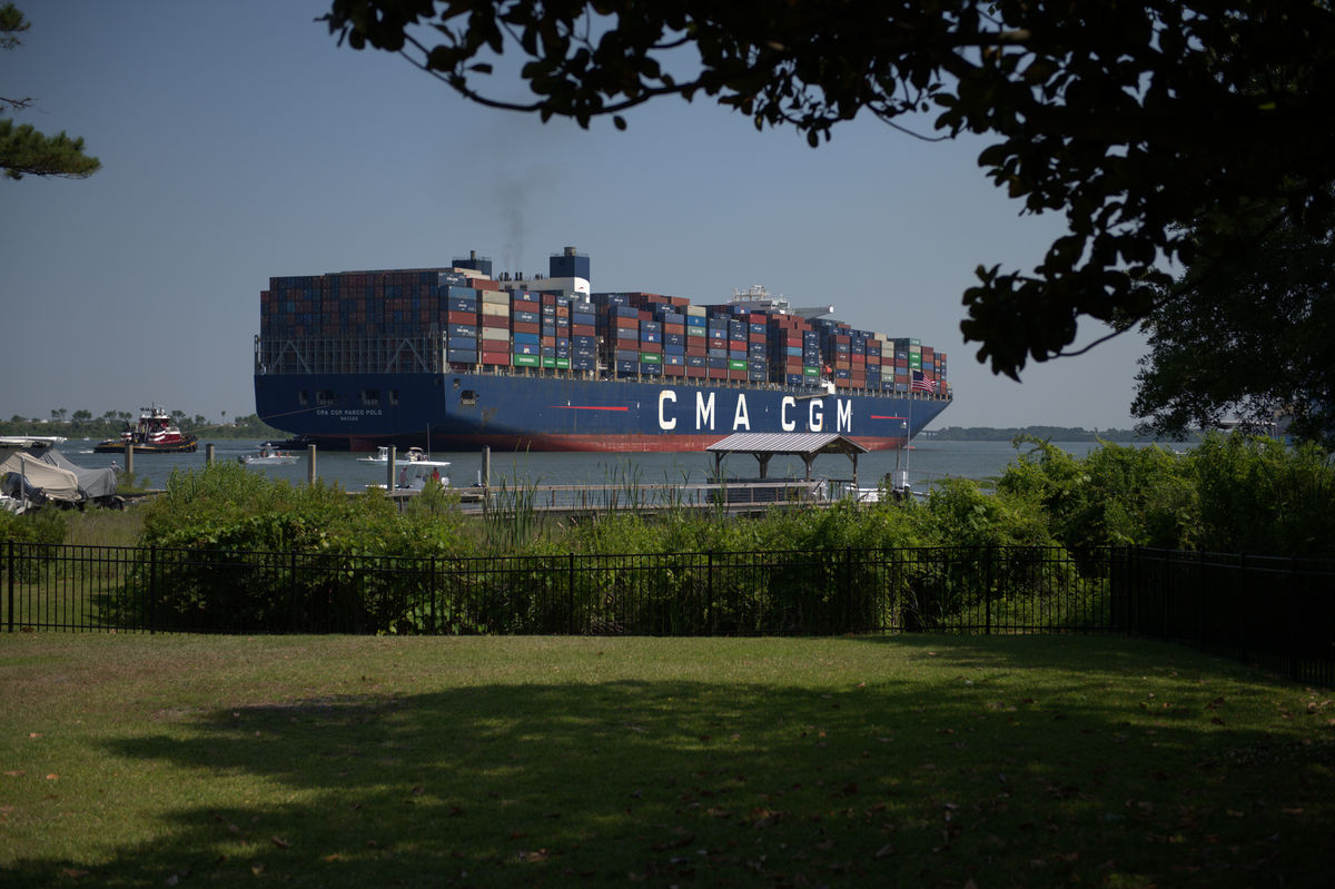 Largest Container Ship to ever call on the eastern...