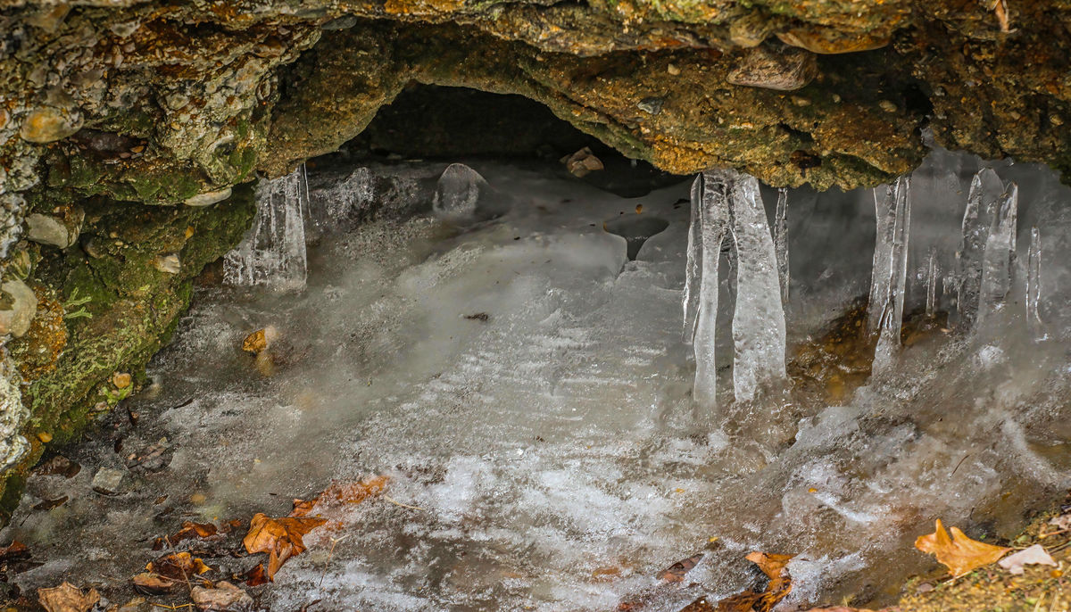 A little cave, still ice-filled...