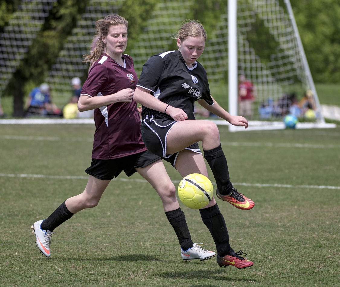 League Soccer: Match play Girls U18 (High School) ...