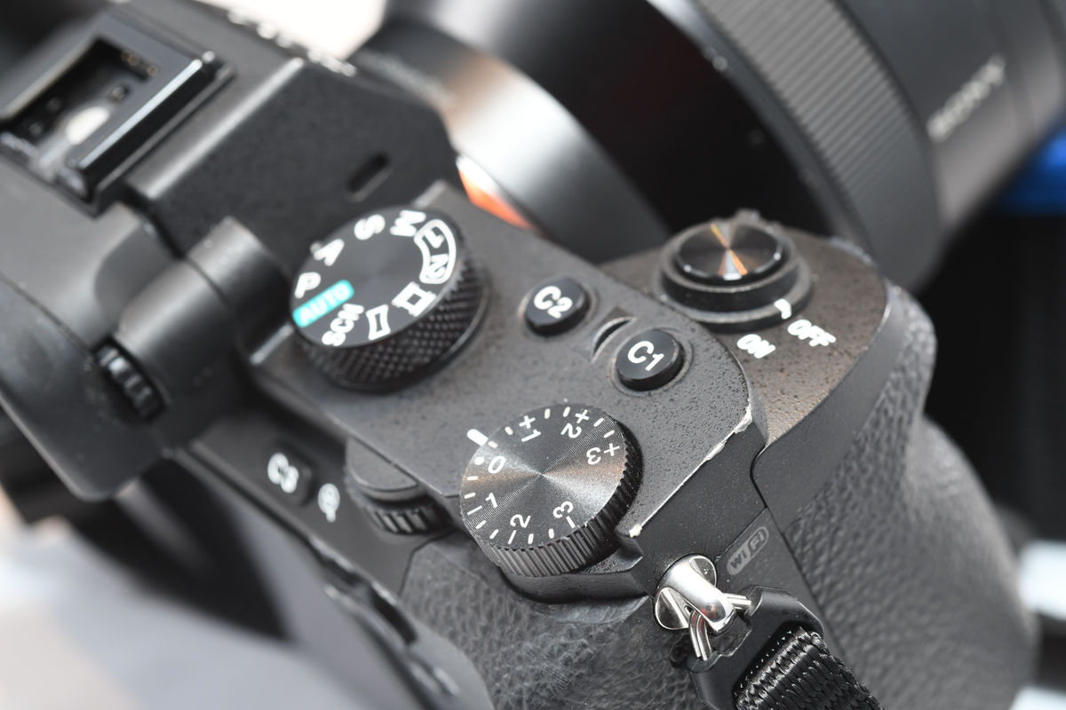 Sony + Lens + Lens + Flash Sony a7ii + 24240 + 50 1.8 + Godox V1