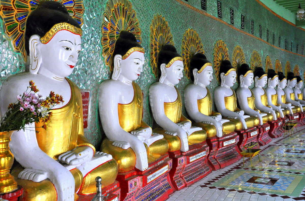 8 - View of the seemingly endless parade of Buddha...