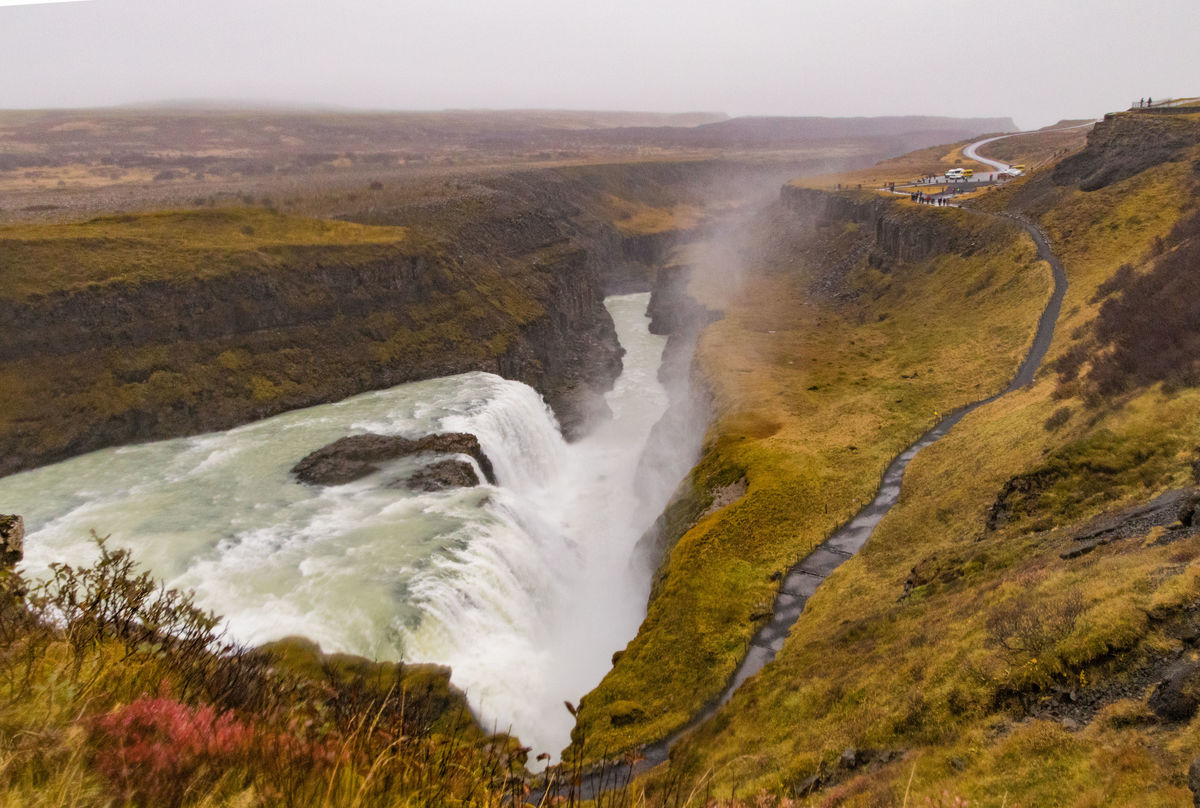 Another picture of Gullfoss and the valley below t...