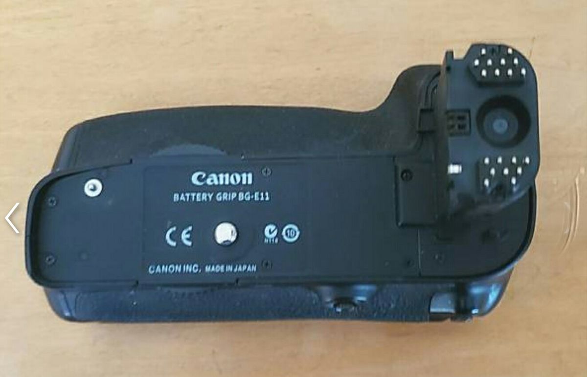 Canon BGE11 Battery Grip (SOLD) Canon BGE11 Battery Grip in very