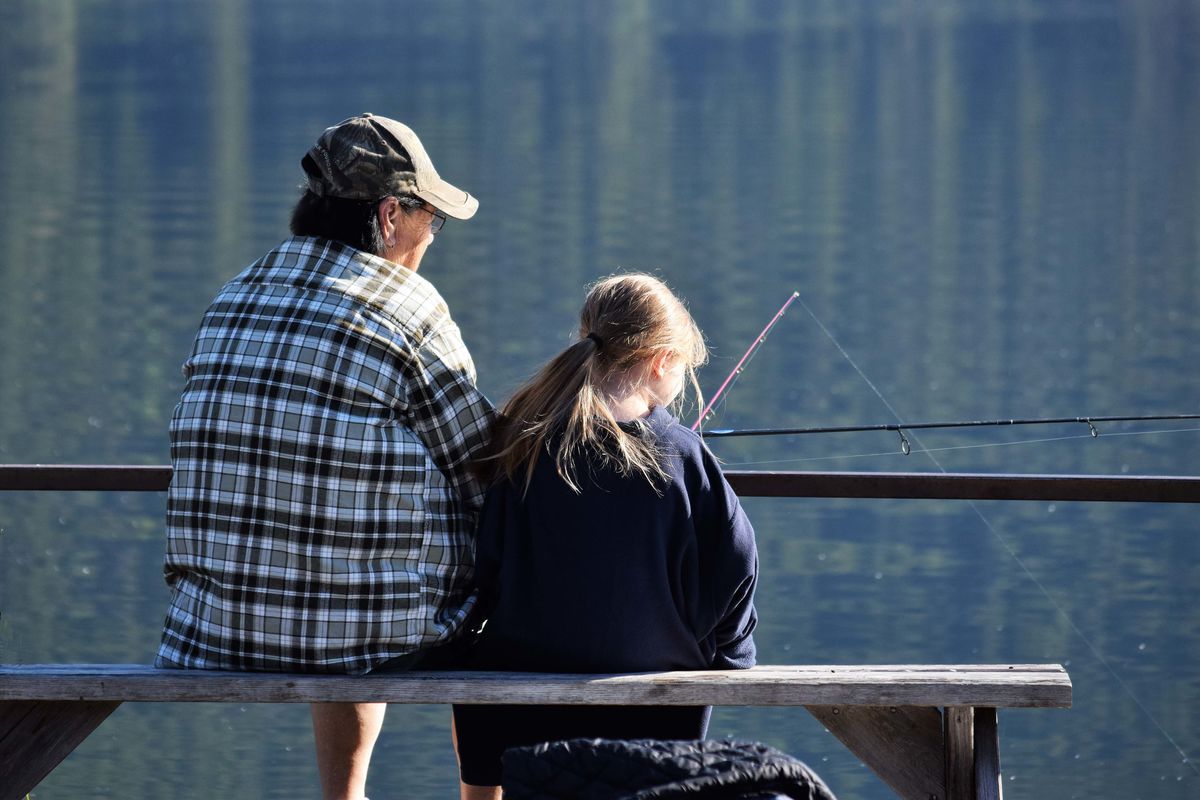 Loved these scenes of a granddaughter's day fishin...