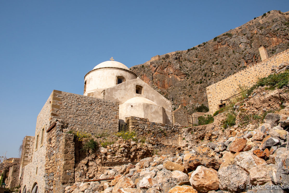 Church of St. Nicholas with the upper fortress vis...