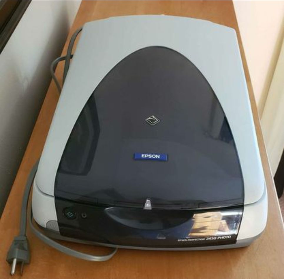 Epson Perfection 2450 Photo Flatbed Scanner 20 Epson Perfection 2450