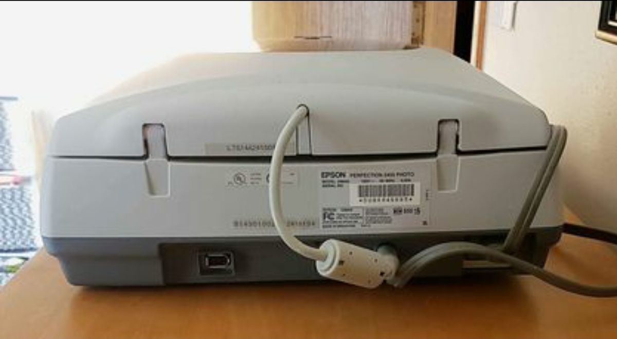Epson Perfection 2450 Photo Flatbed Scanner 20 Epson Perfection 2450