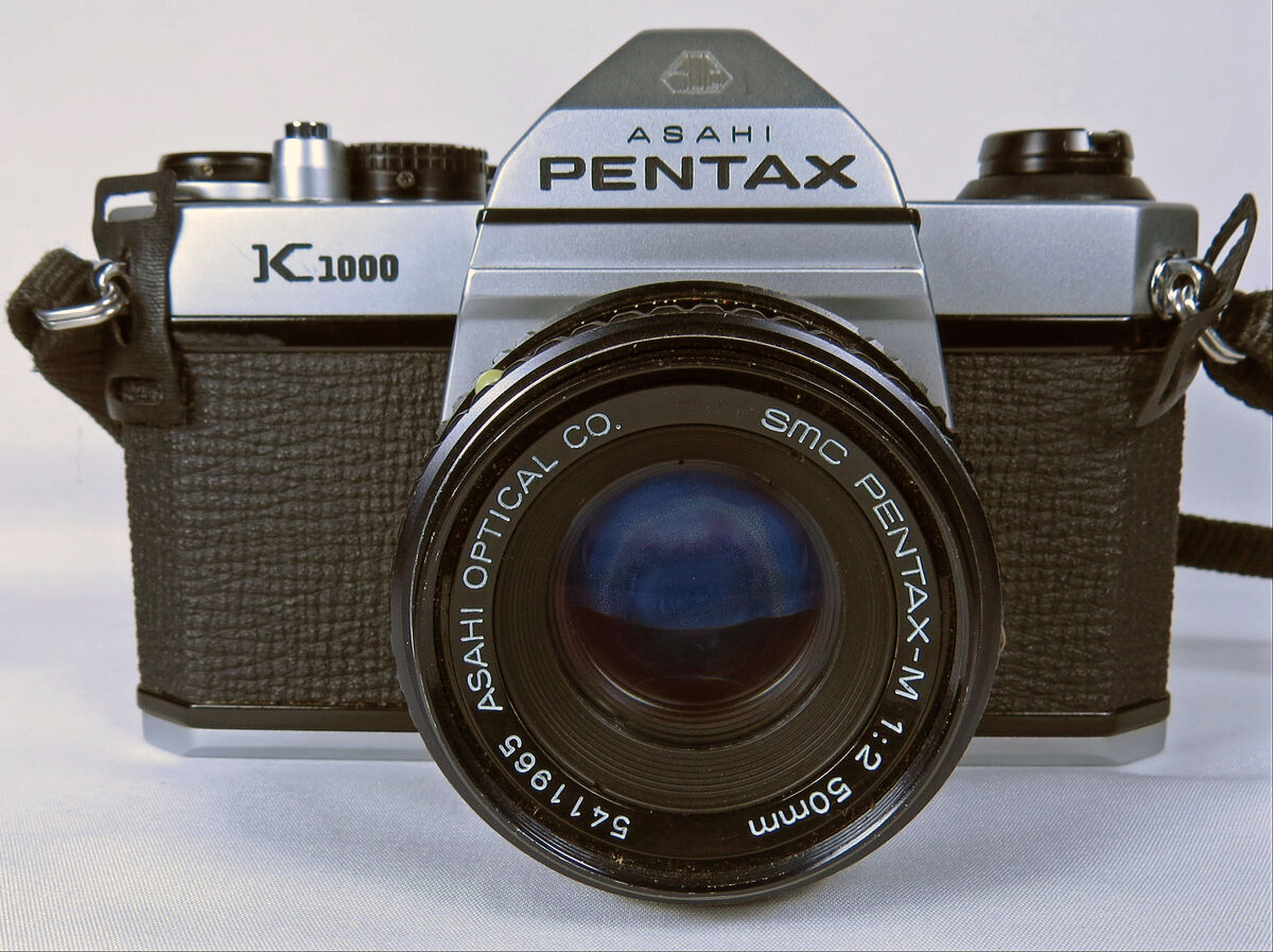Pentax K1000 w/ SMC Pentax 50mm 12 Lens and Leather Case SOLD Camera is in great clean