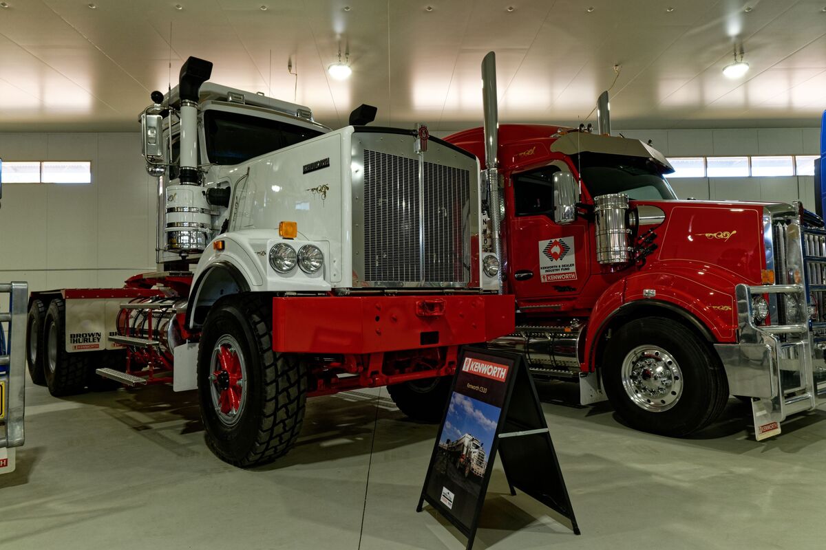 This white Kenworth prime mover (tractor unit) was...