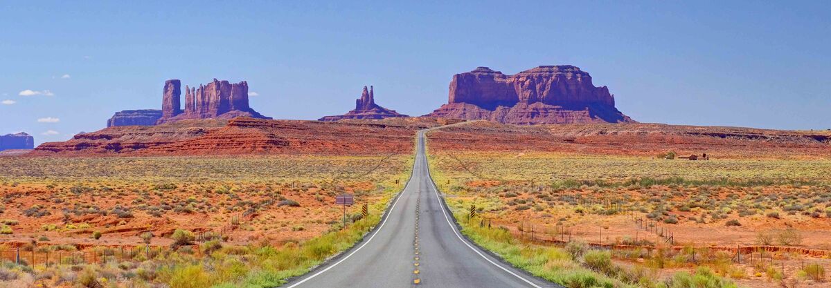 US Highway 163 in Utah near Monument Valley (locat...
