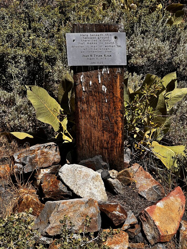 Sole gravesite at what is left of the Lundy Lake c...