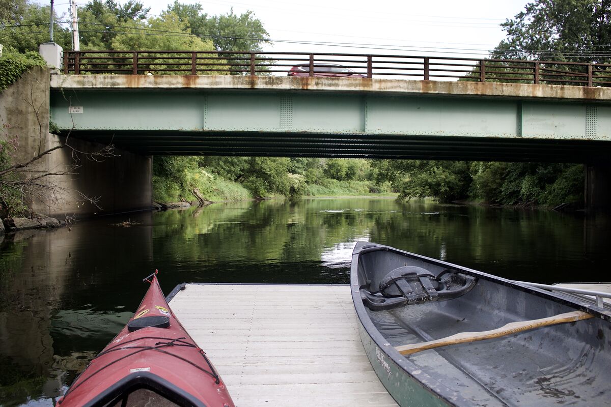 Took a canoe trip up the Housatonic river from Sto...