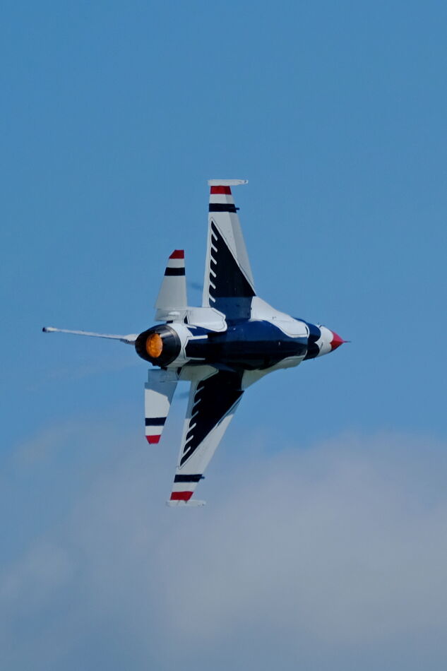 US Air Force Thunderbird F-16 Aircraft...