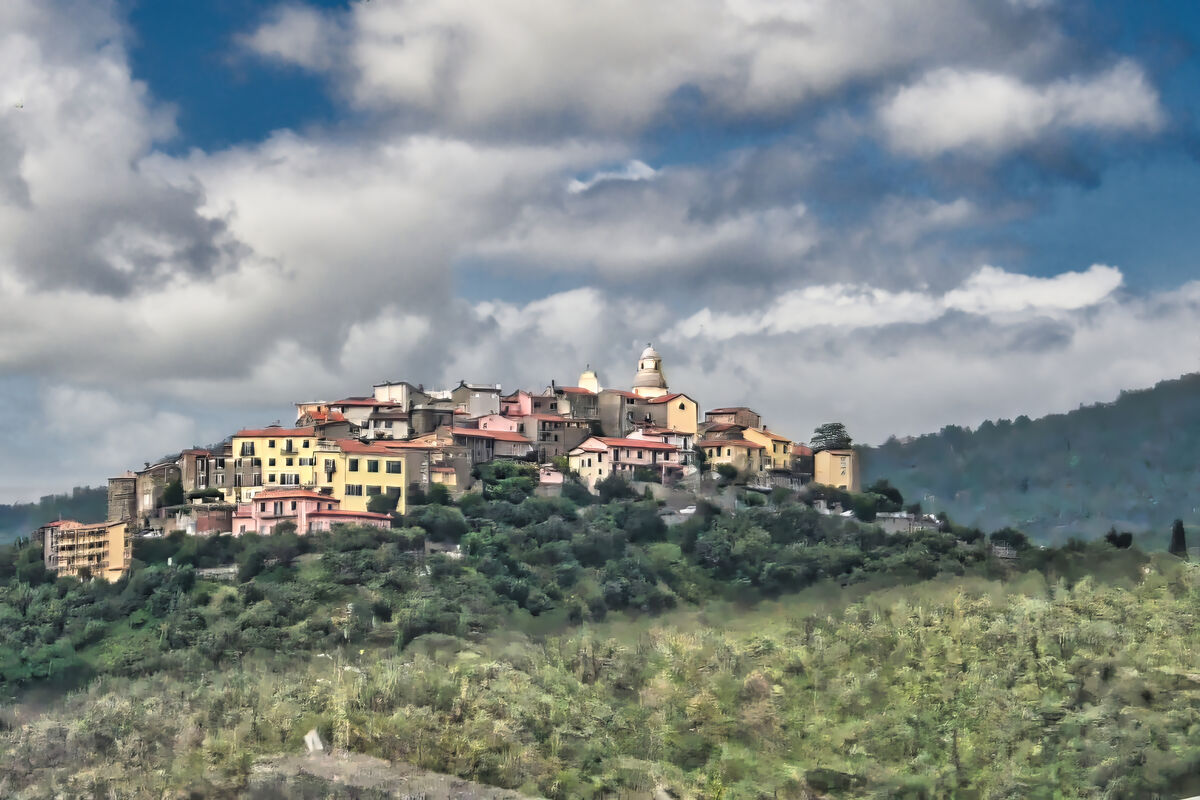 The hillside village as we passed on the Autostrad...