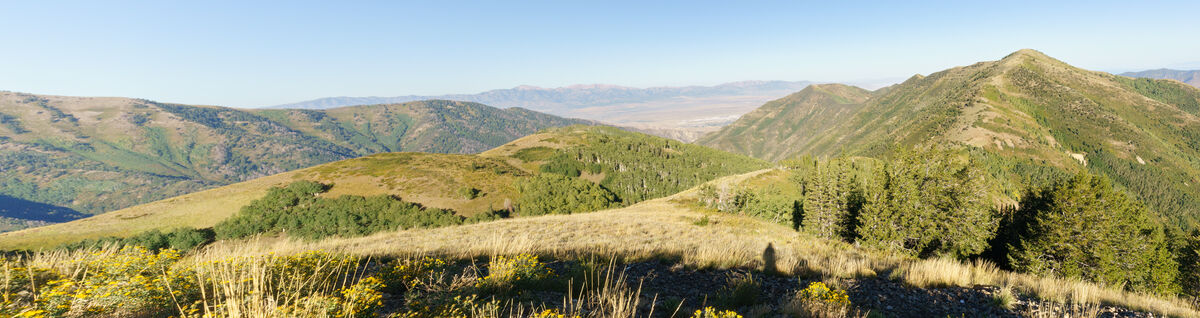 View west from the Kennecott Mine overlook...
