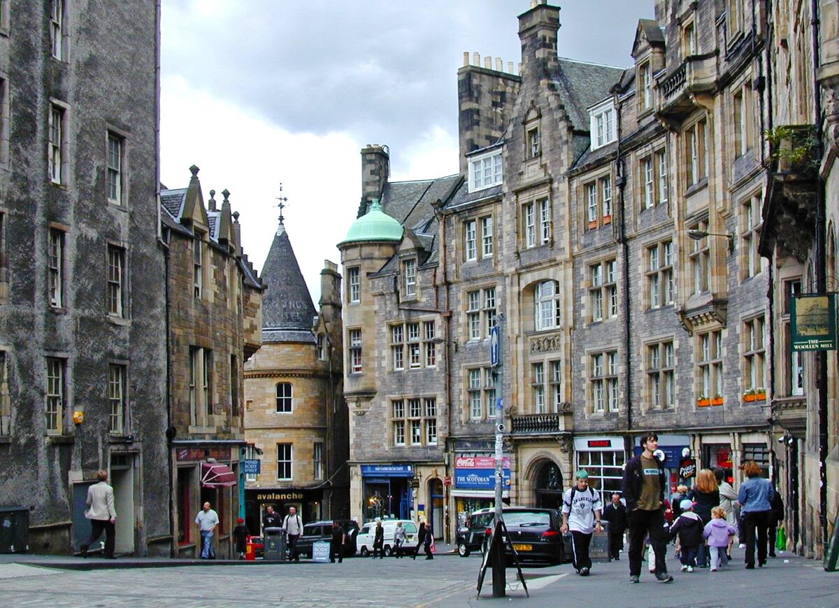 The "Royal Mile" is a city street that goes for a ...