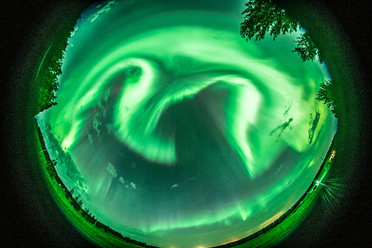 Full sky Aurora with 6.5mm Opteka lens on a full f...